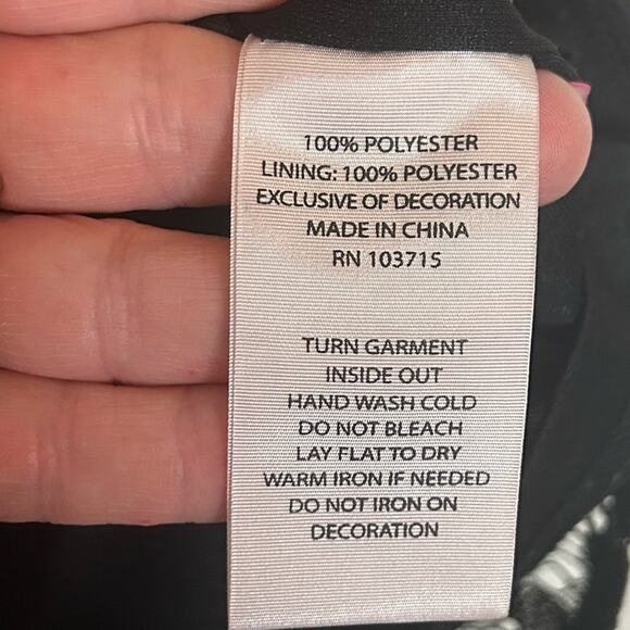 Nanette Lepore Crochet Lace Overlay Top Size‎ Medium Embellished Keyhole Boho - Picture 6 of 6